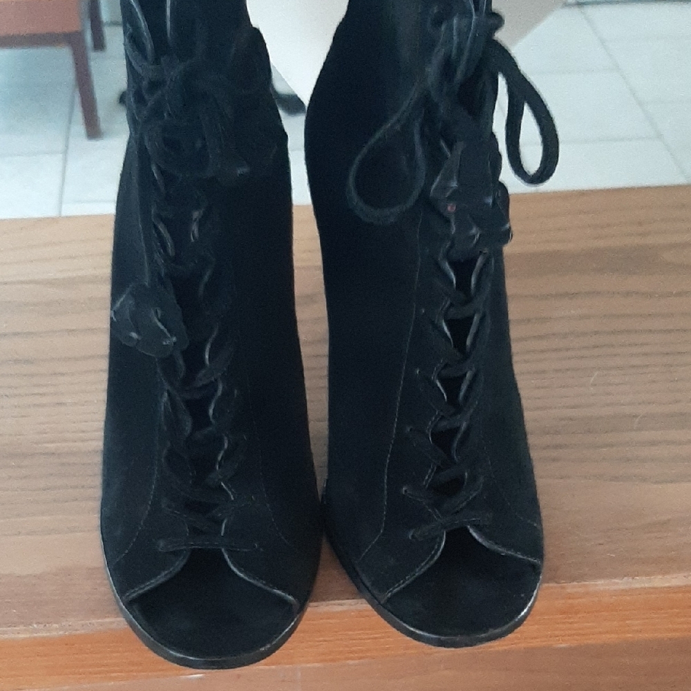 Coach🖤PREMIUM Black Suede HEELED Lace-Up PEEP-TOE BOOTIE Heeled BACK ZIP Sz 7.5 - Picture 5 of 11